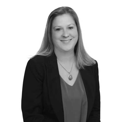 Jessica Pondell, ACCOUNT DIRECTOR_black and white